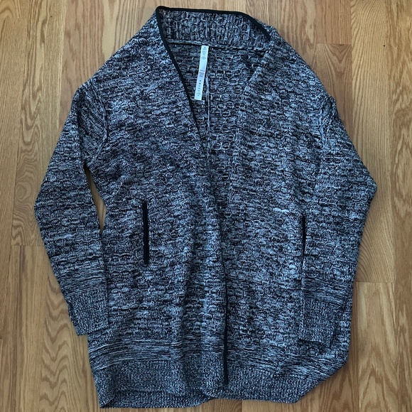 Lululemon NWOT Cardi All Day (XS/S) - Picture 3 of 16